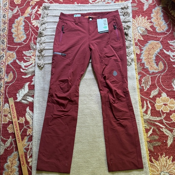 Stio women’s pinedale pant NEW roasted beet stretchy Softshell active pants 10 - Picture 1 of 12